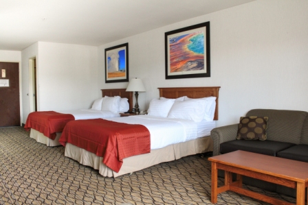 Key west, fl hotels las vegas, nv hotels los angeles, ca hotels miami, fl hotels monterey, ca hotels montreal, qc hotels. West Yellowstone S Holiday Inn Completes Major Renovation Compass