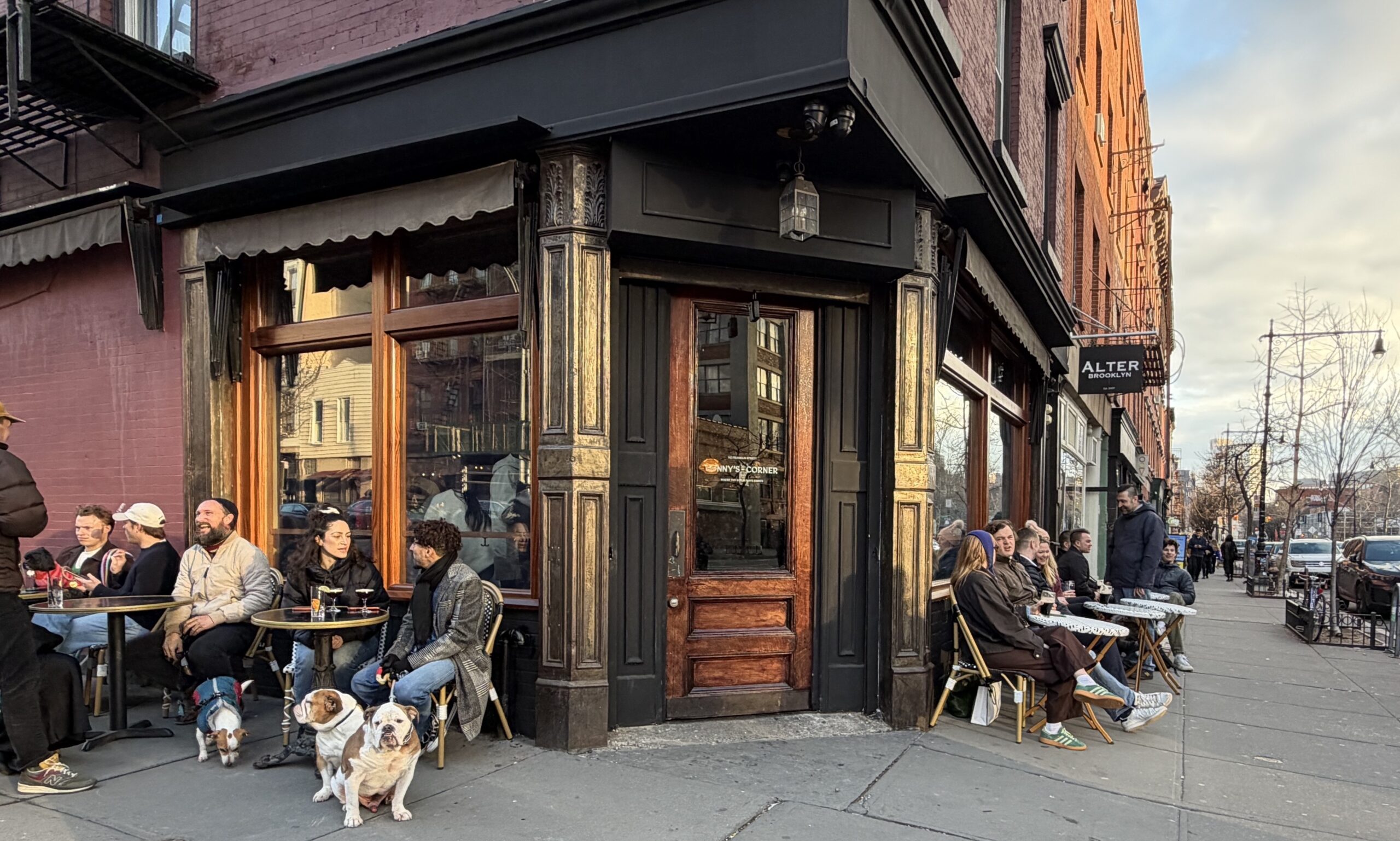 New Neighborhood Bar, Sonny’s Corner, Now Open in Former Home of Pencil Factory