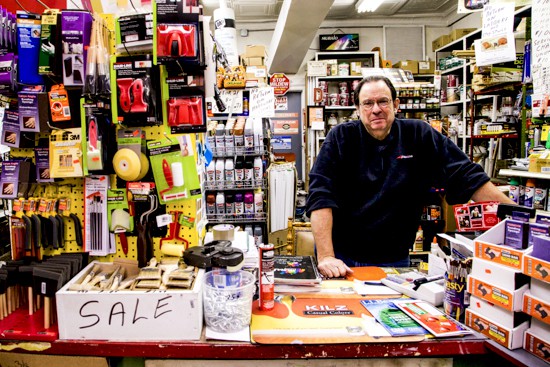 P_Devitos_Paint_Store_Greenpoint_Rosie_de_Belgeonne