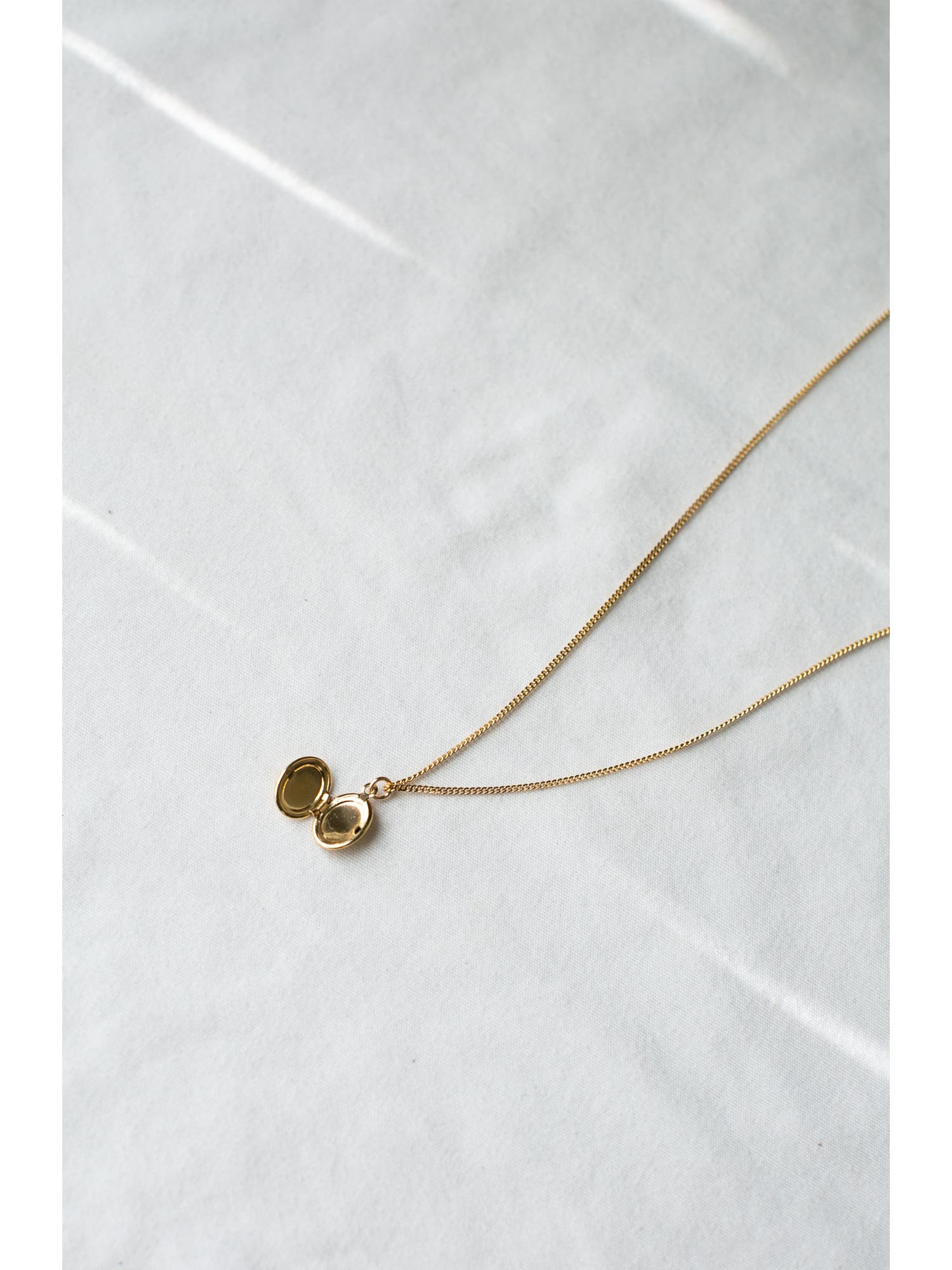 wedding lockets oval