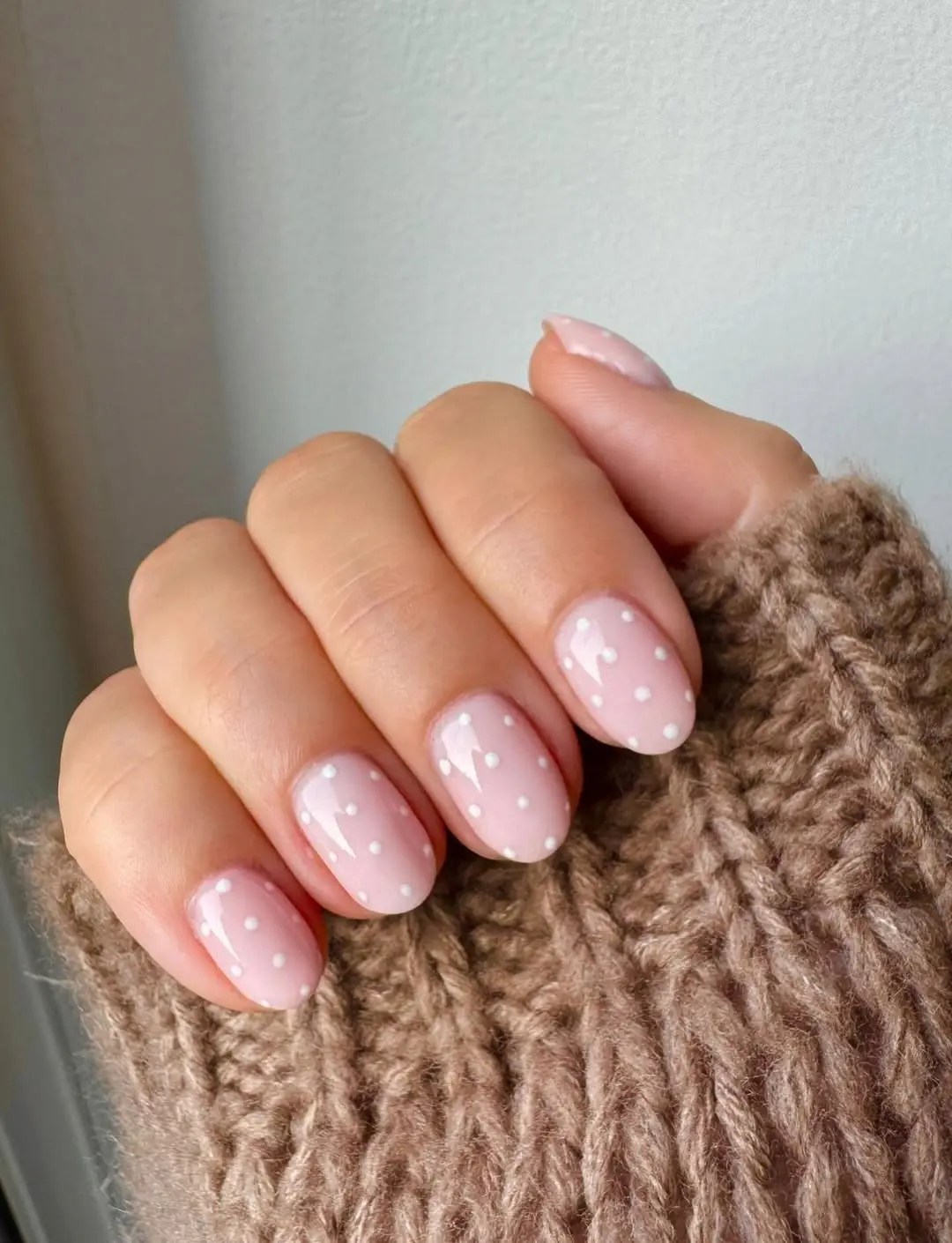 simple short white polka dot nails