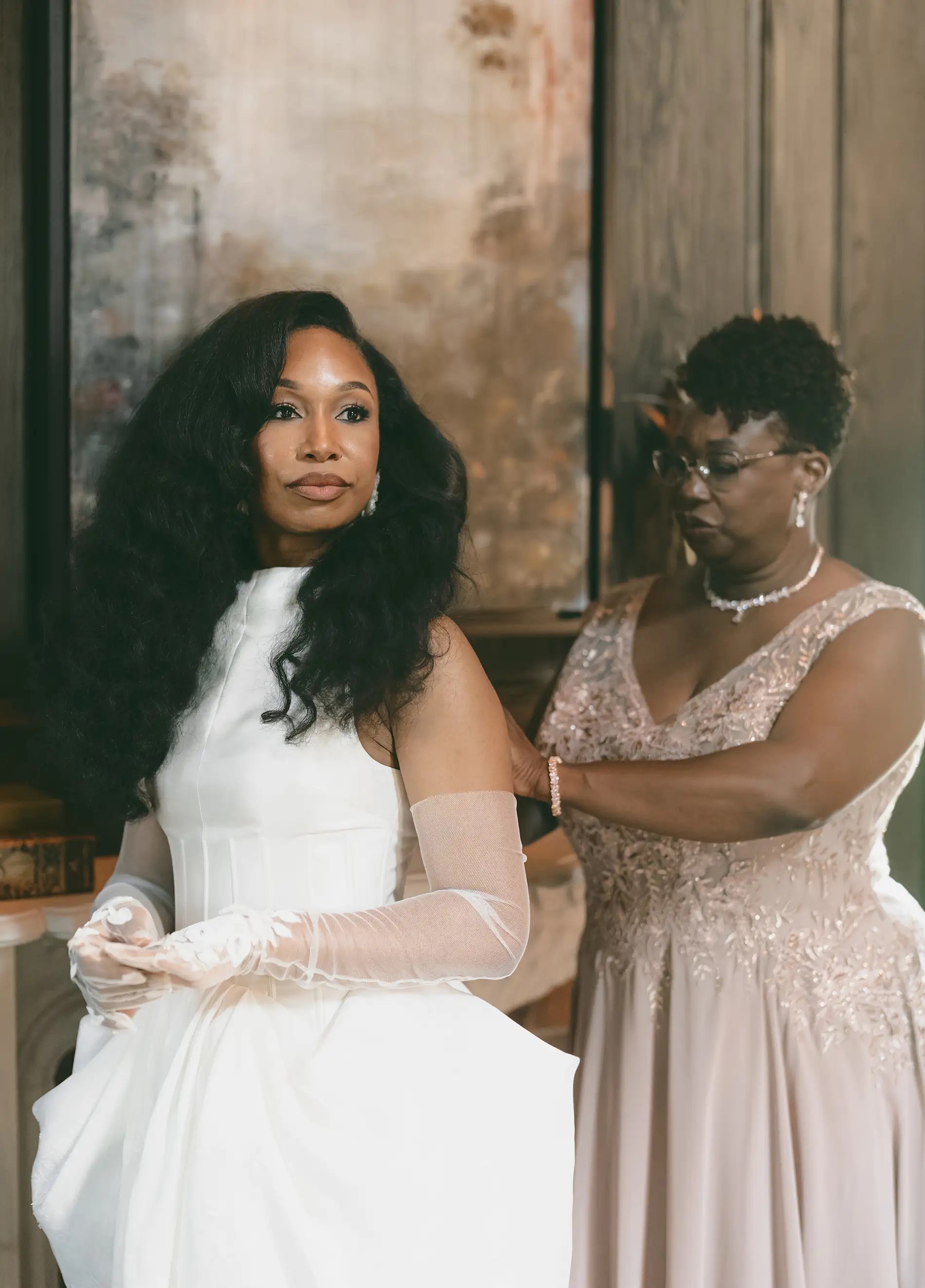 bride mon getting ready