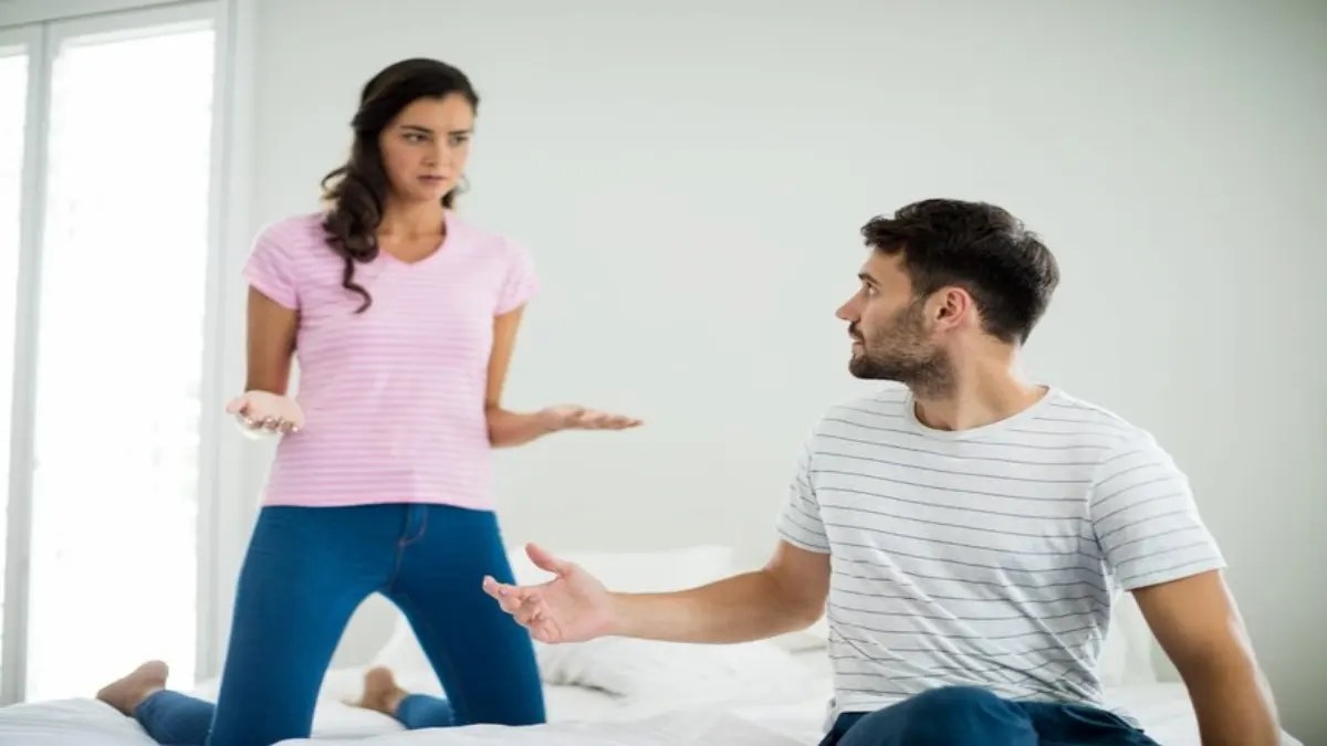 मैनिपुलेटिंग पार्टनर के साथ रिलेशन को इस तरह करें हैंडल: Manipulative Partner Dealing
