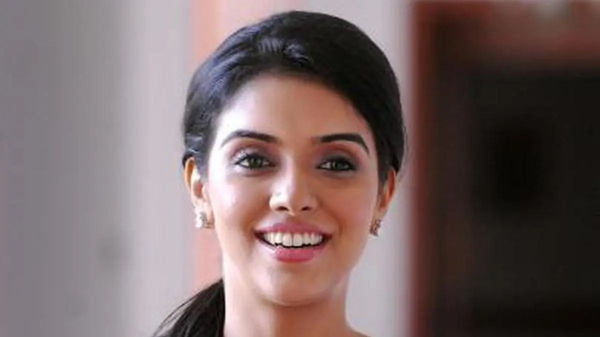 Asin Tamil Career