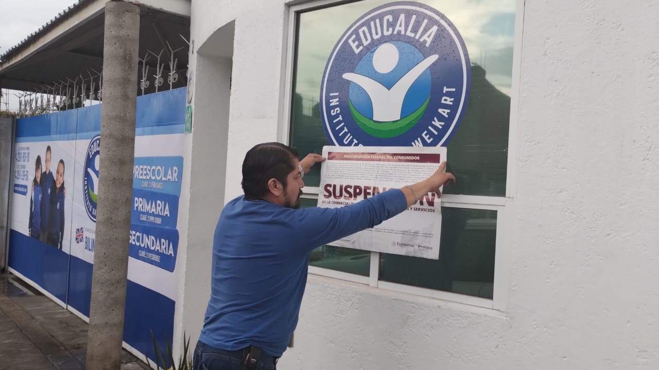 Suspensión escuela