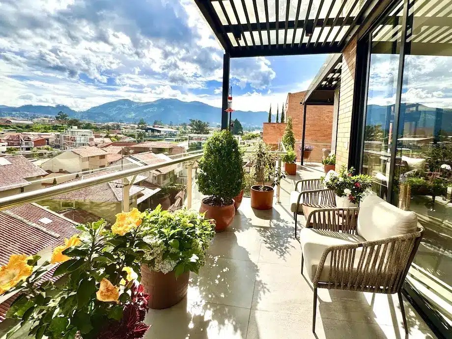 8Terrace