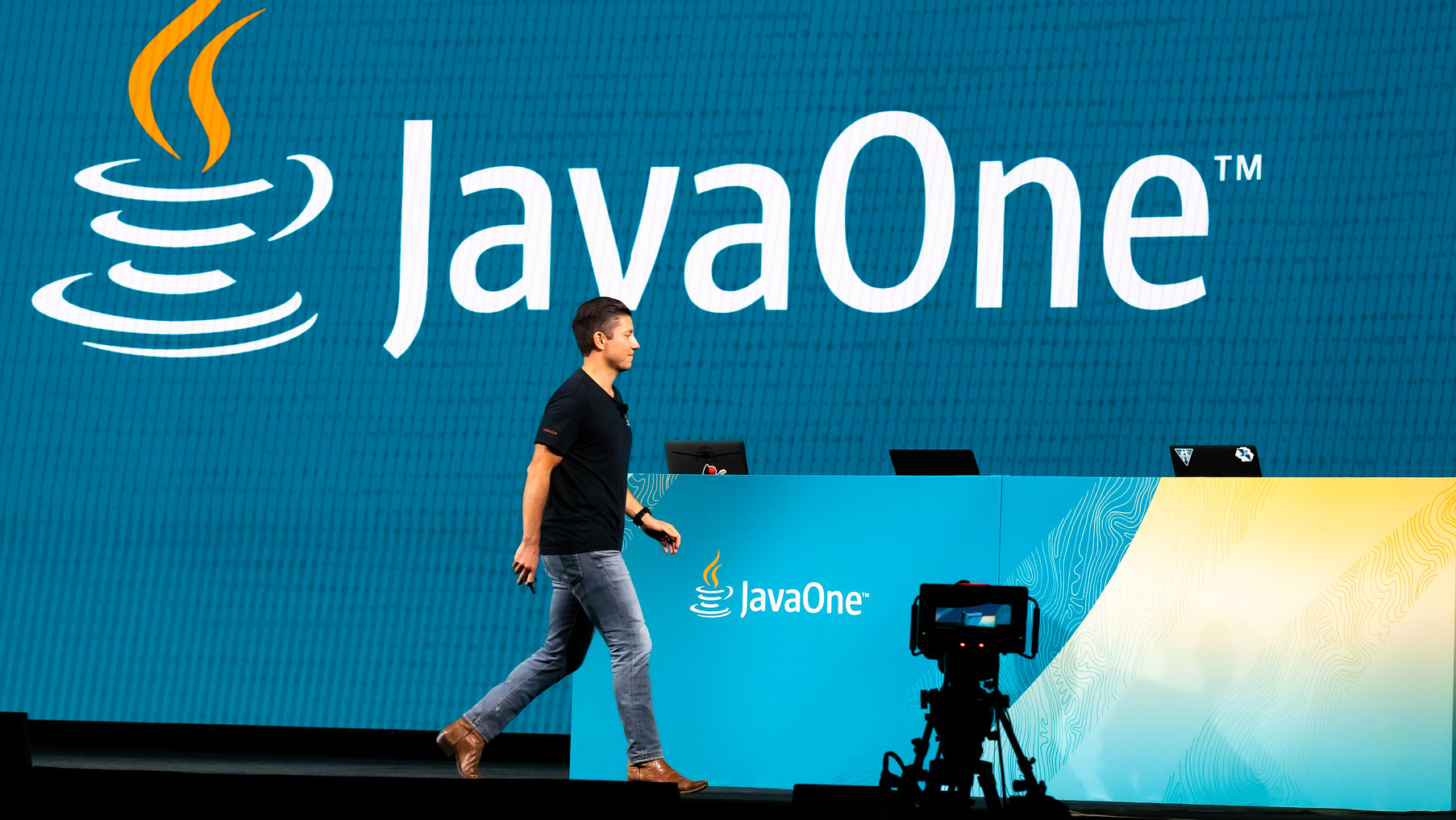 Chad Arimura at JavaOne Las Vegas 2022.
