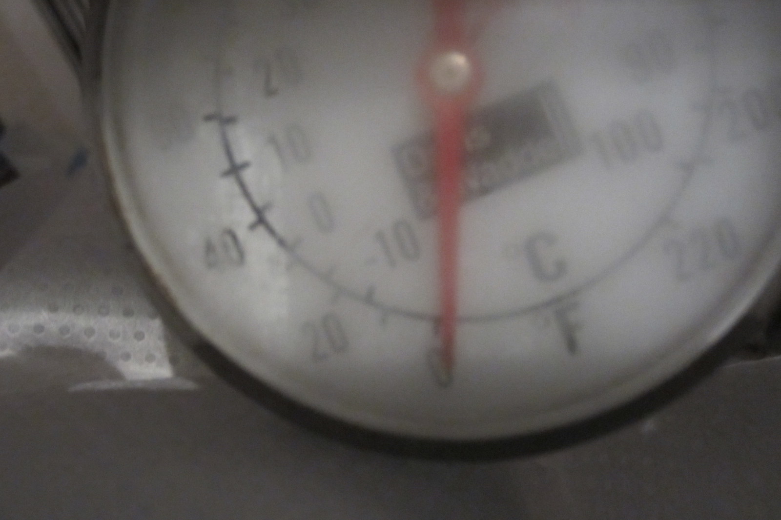 thermometer-zero fahrenheit zero prepare mealworms