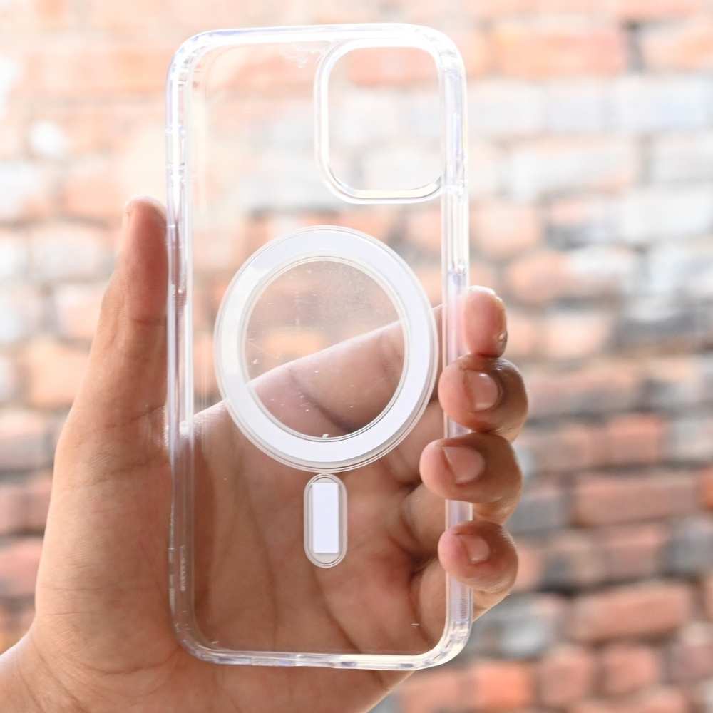 iPhone 12 12 Pro Transperent MagSafe Technology Cover With  Anti-yellowing coating Grover Techno