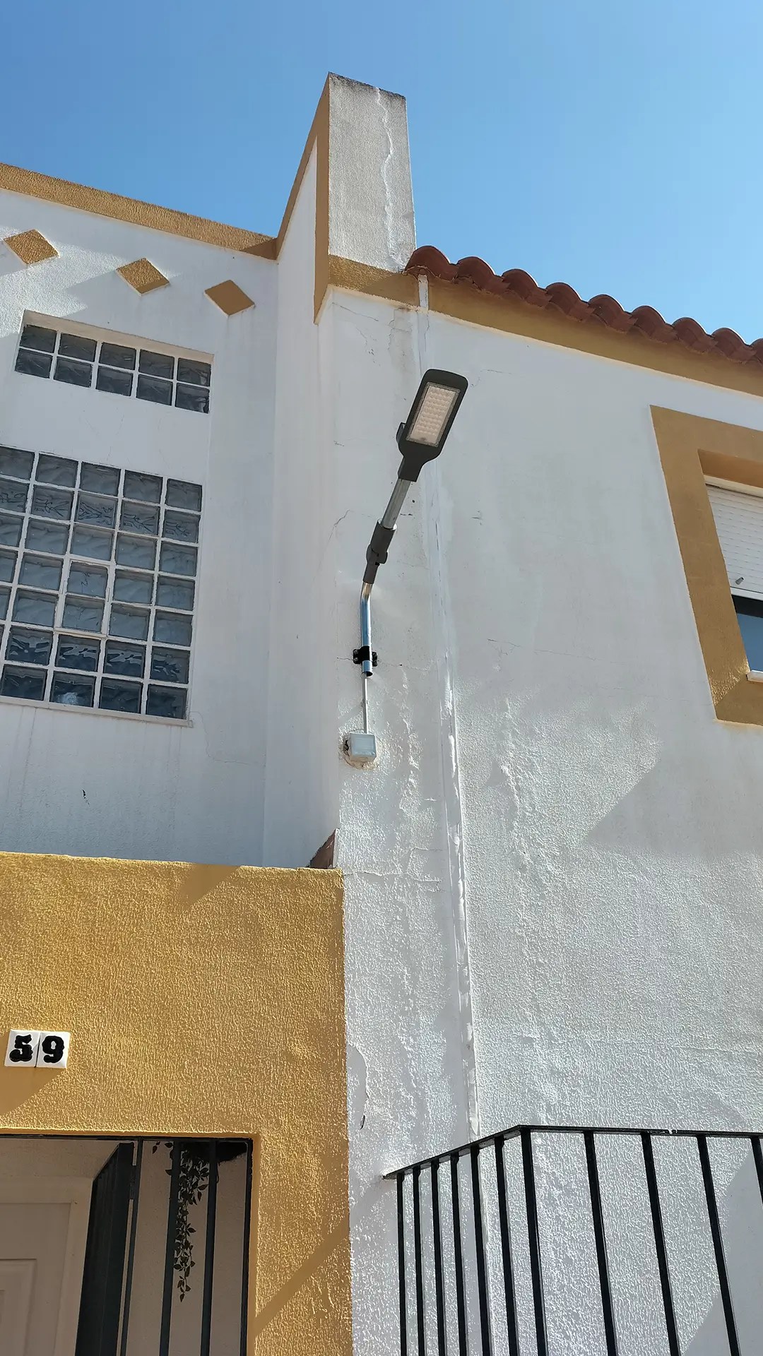 Grupo Florenz Multiservicios Mantenimiento de Piscinas Mantenimiento de Comunidades Conserjería y Vigilancia Primeras Limpiezas Servicio de Limpieza Servicio de Jardinería