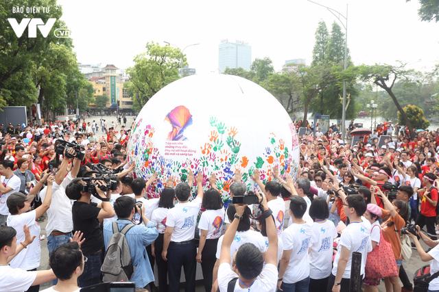 Hàng nghìn người tiếp sức mở “Quả cầu năng lượng” trong ngày IP Day 2018 - Ảnh 10.