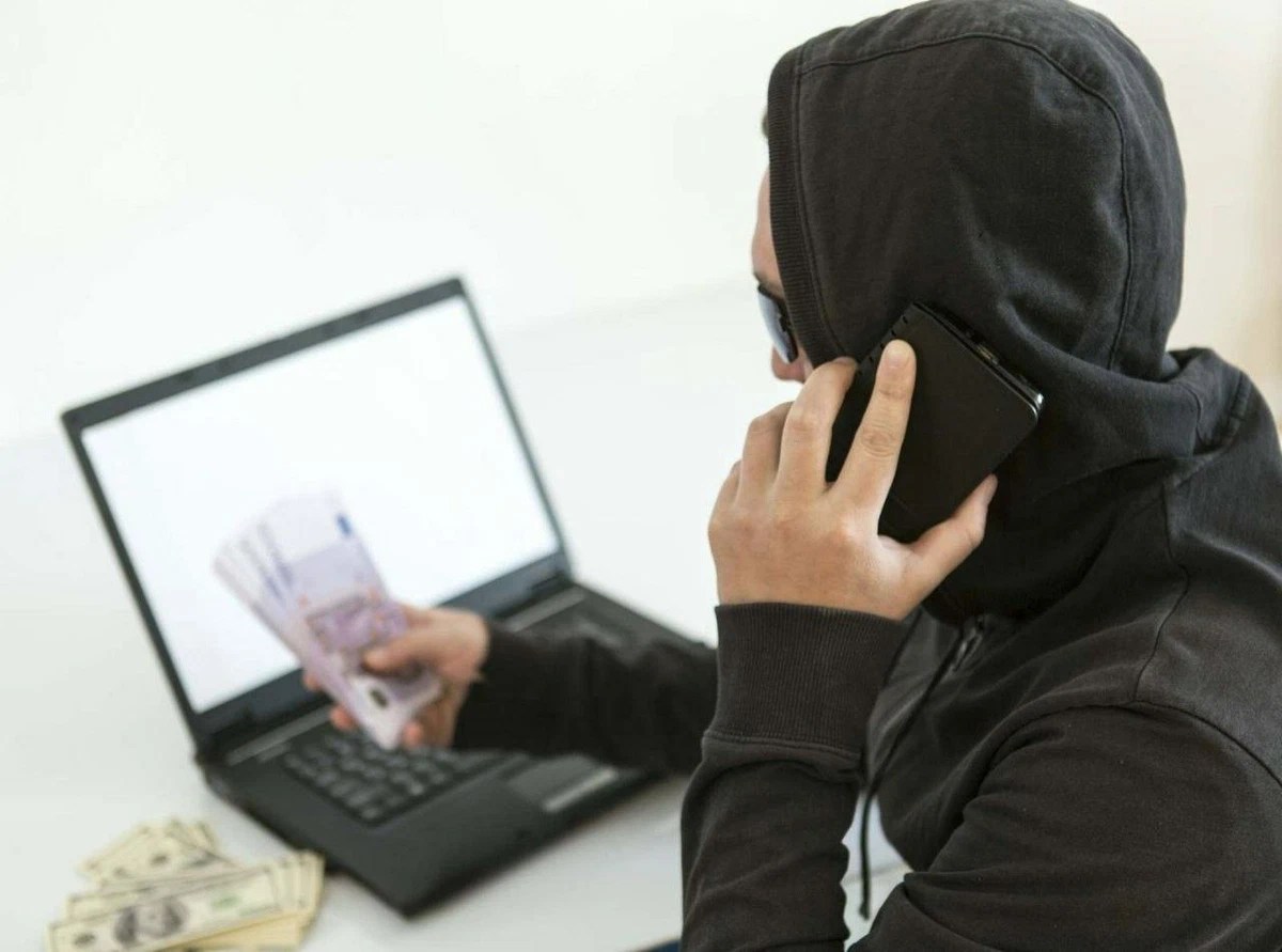 Хакеры СБУ работают…
