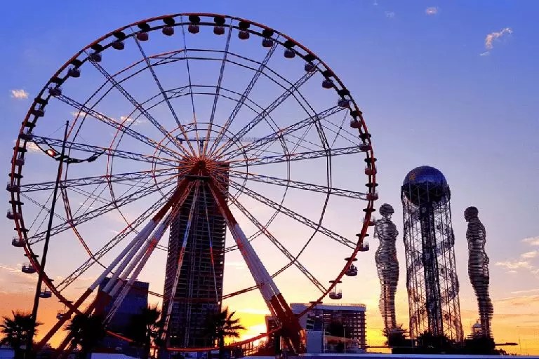 Заповедник сатаплия со следами динозавров и карстовой пещерой. Luchshie Ekskursii V Batumi I Okrestnostyah Geo Ask Com