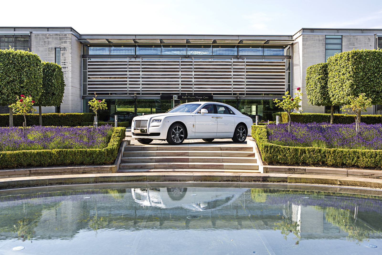 Rolls Royce Launches Ghost Series Ii Sg50 For Singapore