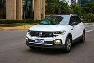 Líder de vendas em 2020, o Volkswagen T-Cross deve ganhar apenas novidades pontuais em 2021, como o ACC e o novo logotipo da marca, que estrearam no Nivus. 