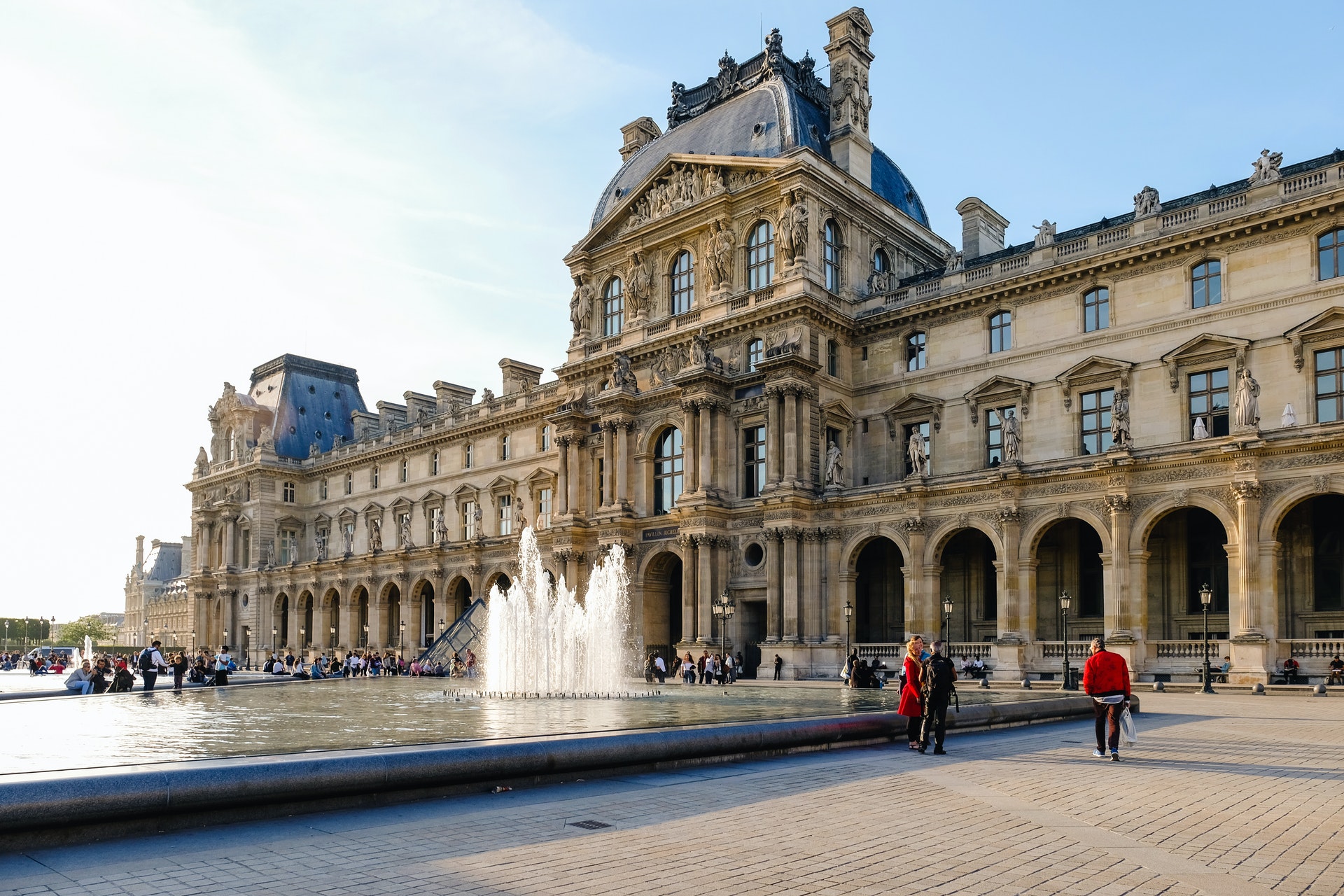 Museu do Louvre em Paris