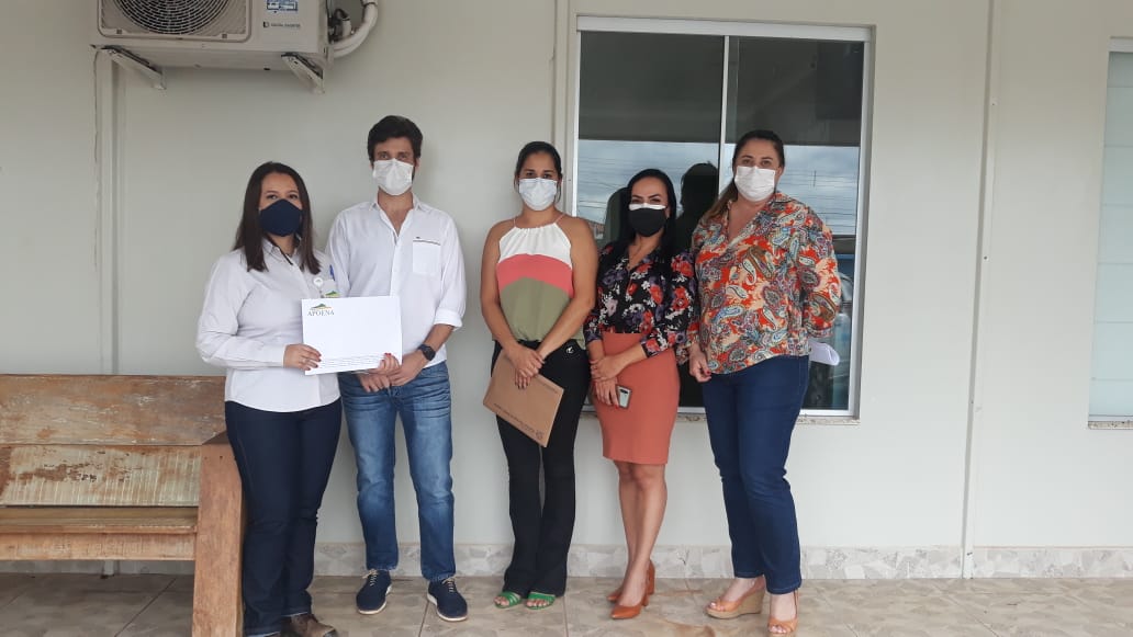 Apoena entrega 40 leitos de enfermaria ao HVG