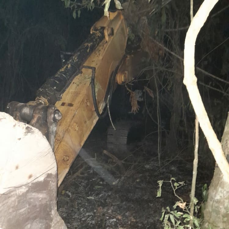 01g PF destrói máquinas e acampamentos em garimpos na região de Pontes e Lacerda; veja imagens