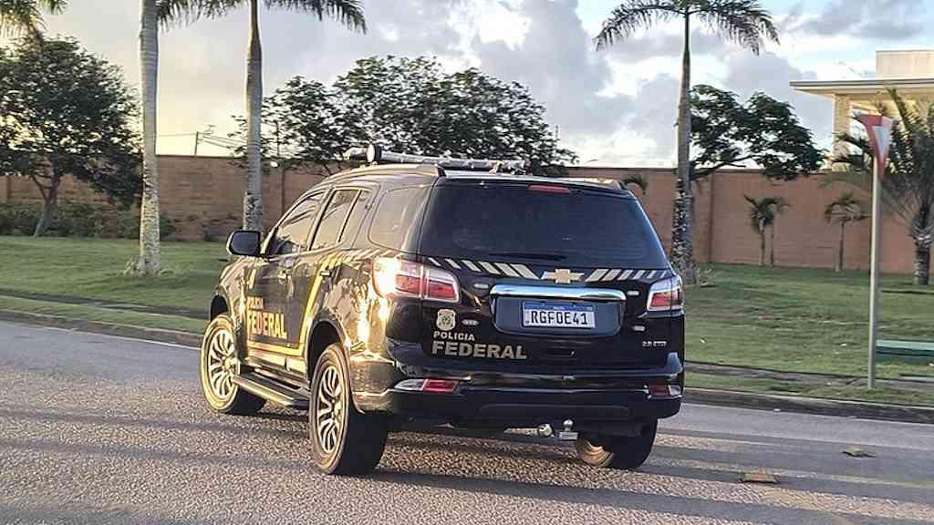 PF faz ação contra evasão de divisas e lavagem de dinheiro
