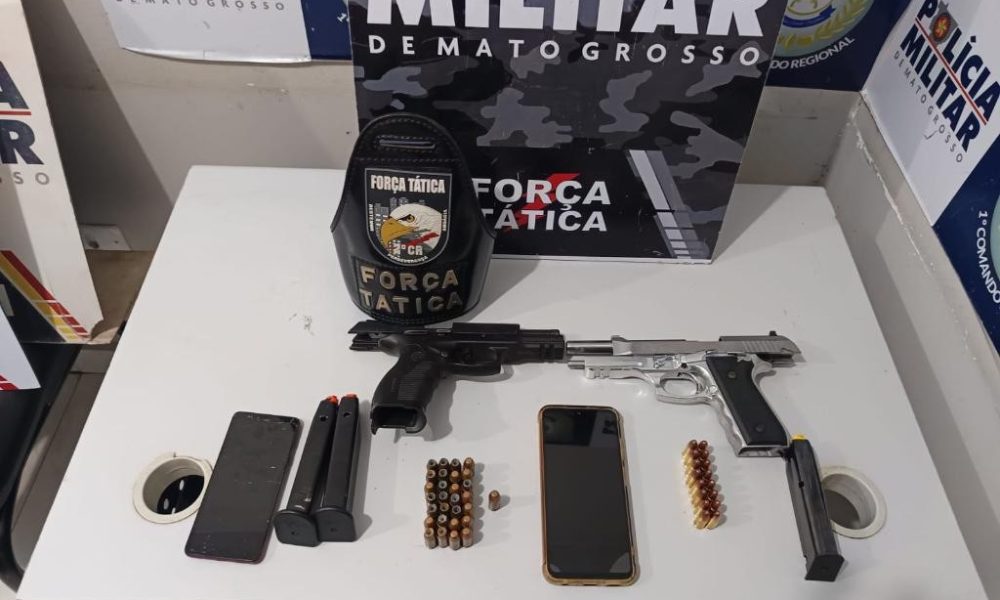 Força Tática prende dupla por porte ilegal de arma de fogo e apreende 45 munições