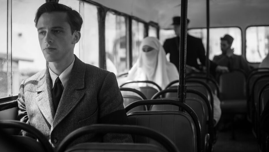 Festival Varilux muda de nome e mobiliza Isabelle Huppert e “Homem do Sapato Preto” para apresentar 24 filmes contemporâneos e o clássico “A Cabra”