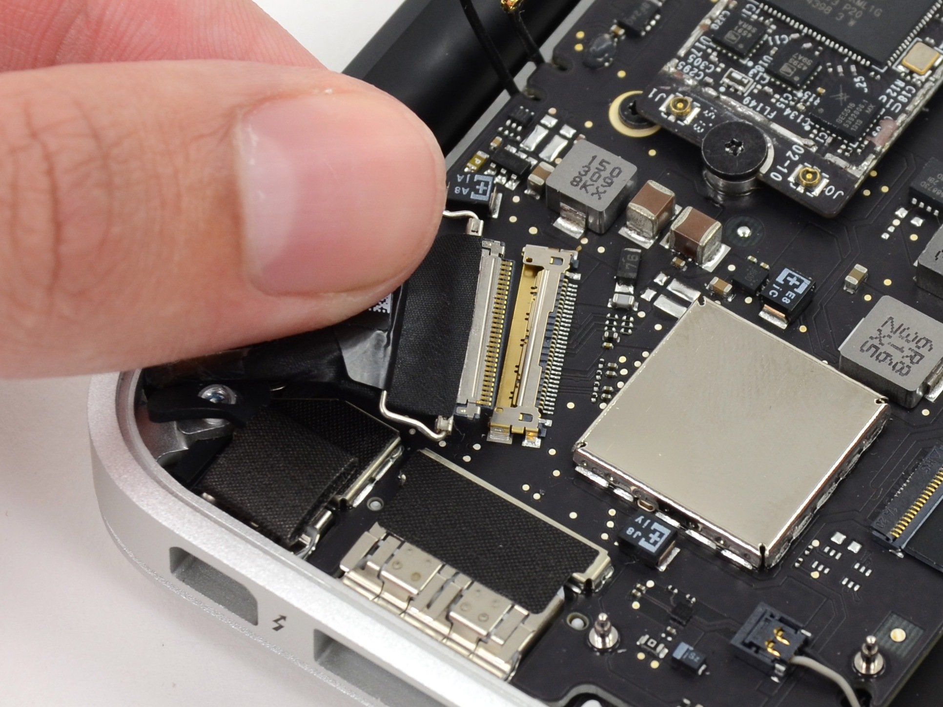 Recognizing & Disconnecting Cable Connectors (2023)