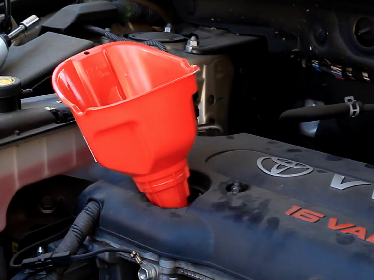 2006 2008 Toyota Rav4 Oil Change In 1996 Toyota released its compact SUV known as the RAV4.