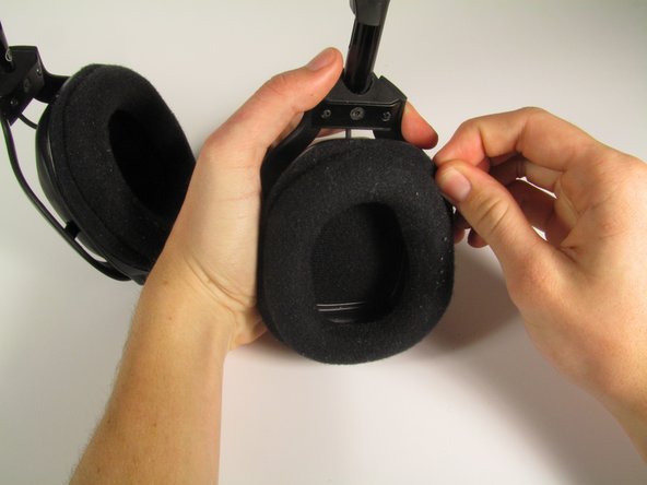 Astro A40 Gen2 Ear Pad Replacement Ifixit Repair Guide Adapt the ASTRO A40 TR headset to any environment by adding an ASTRO A40 TR Mod Kit.