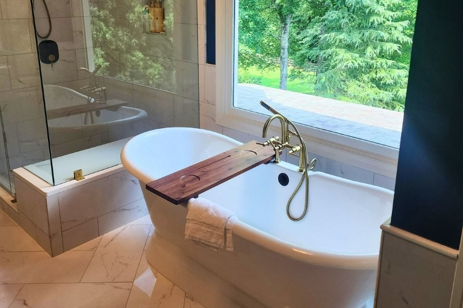 Bathroom With Freestanding Tub