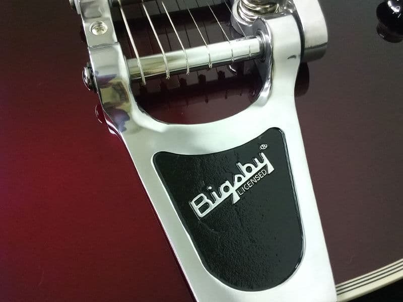 名機転生！現代のセミアコシーンに一石を投じる EDWARDS「E-TORROCCO