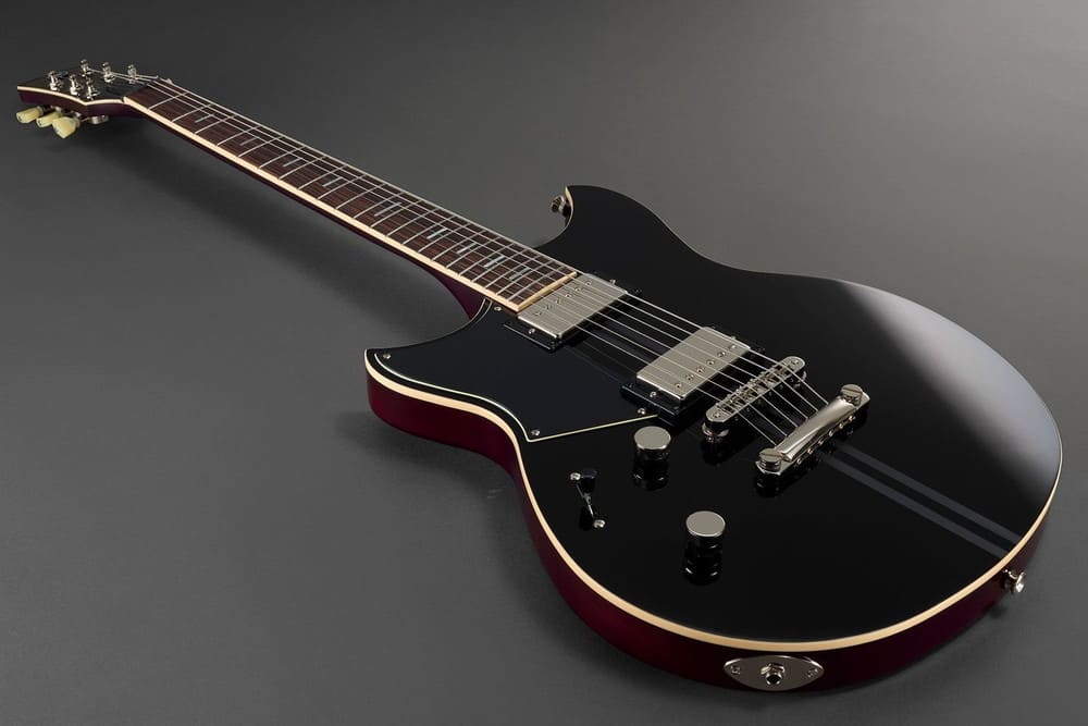 YAMAHA REVSTAR：滲み出る個性と魅力のギター - エレキギター博士