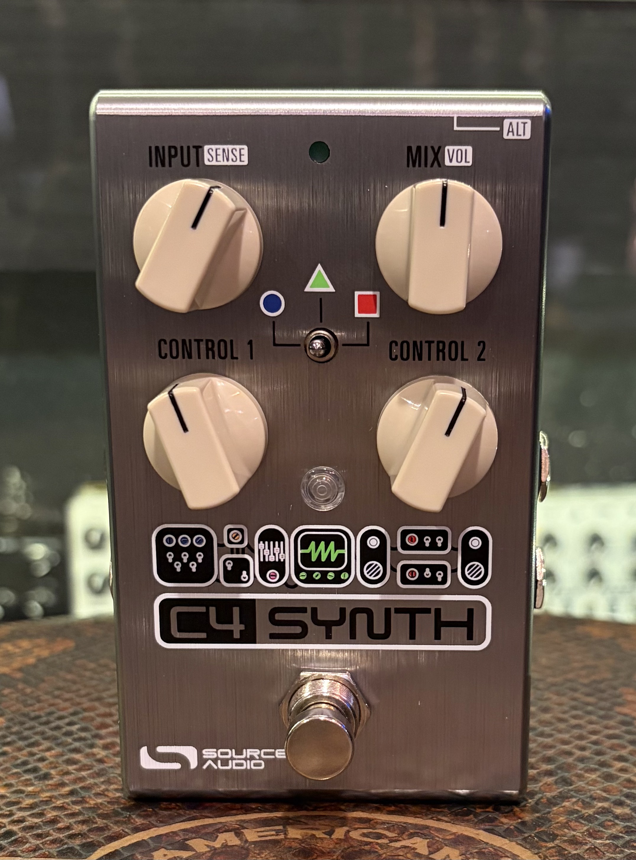 SOURCE AUDIO C4 Synth