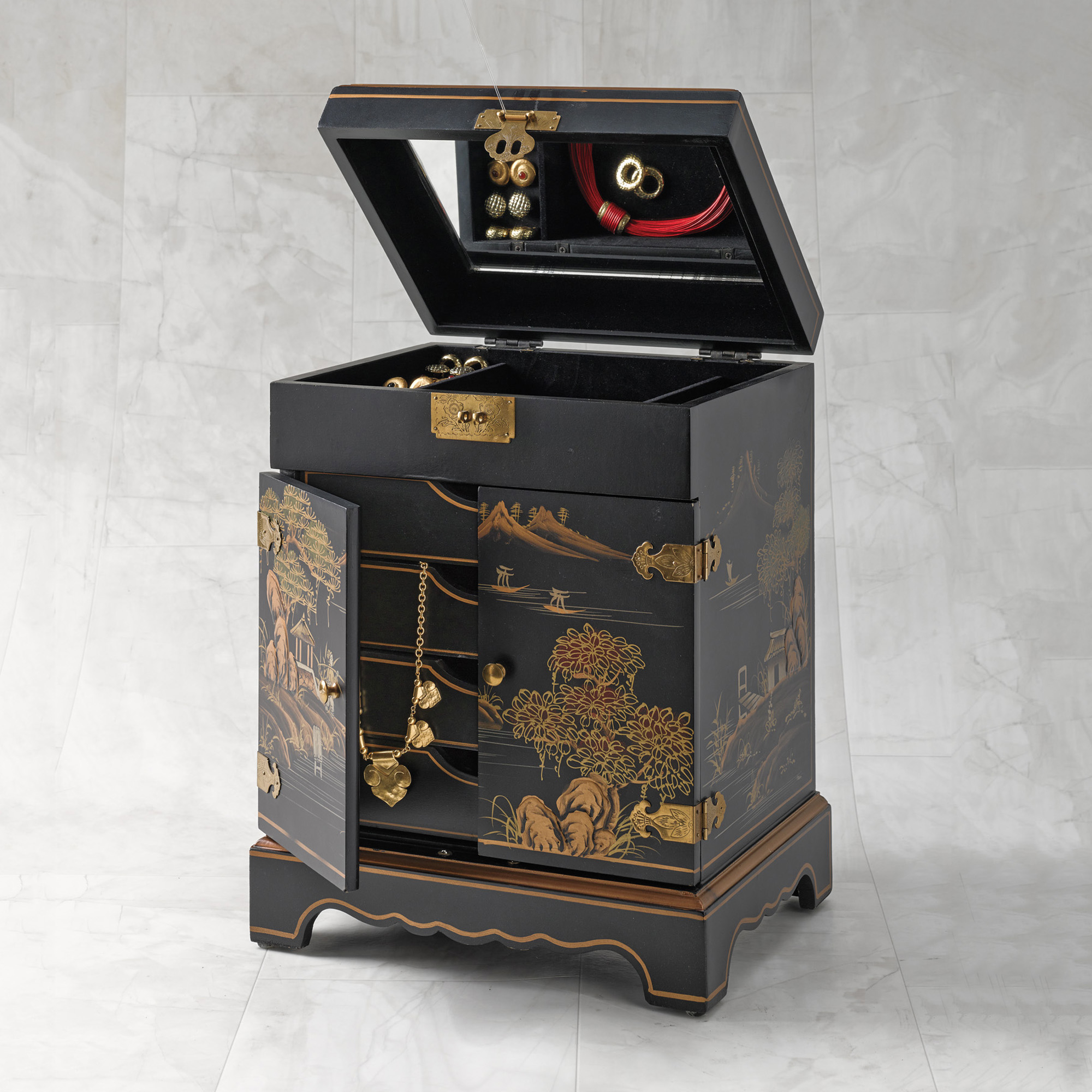 Sometimes you don't have the time or energy to purchase directly from a jewelry store. Chinoiserie Jewelry Box | Gump's