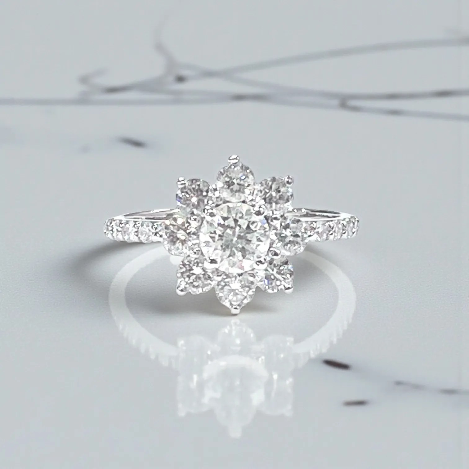 Daisy ダイヤモンド リング (0.5ct)