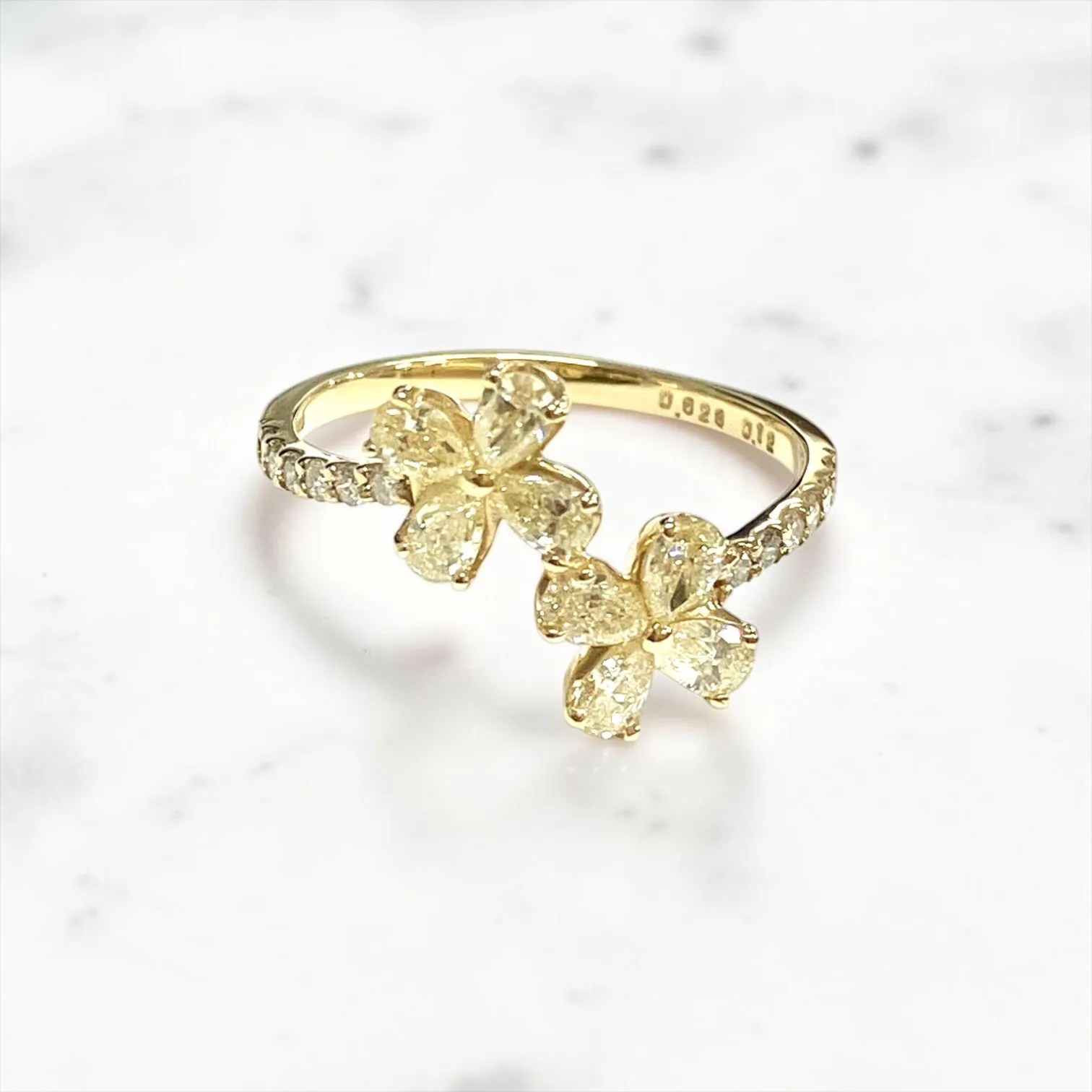 Golden Floret ダイヤモンドリング