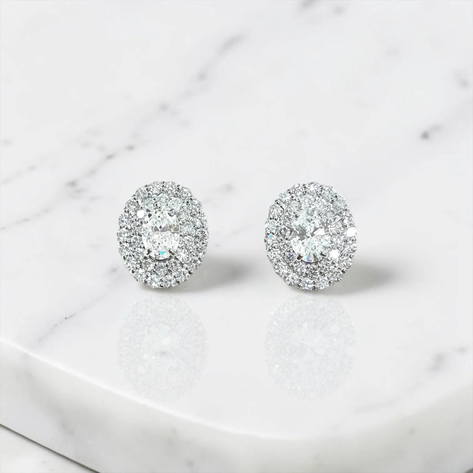 Oval veil ダイヤモンドピアス