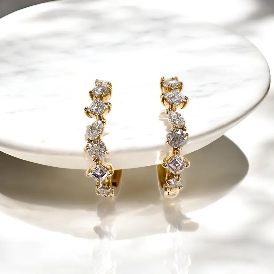 ファンシーカット ダイヤモンド フープピアス