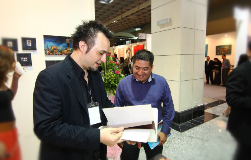 Sharing time with Malaysian collector