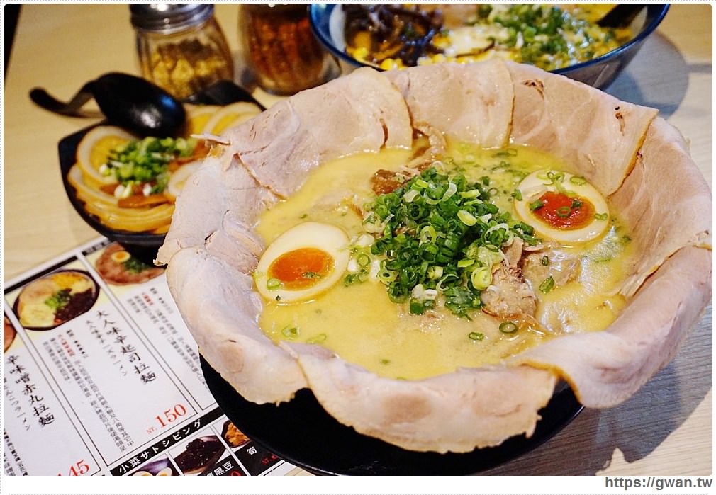 [台中拉麵●北區] 雷亭日式拉麵 -- 肉片蓋滿整個碗的大盛豚丼，每天限量10碗!!食尚玩家推薦~