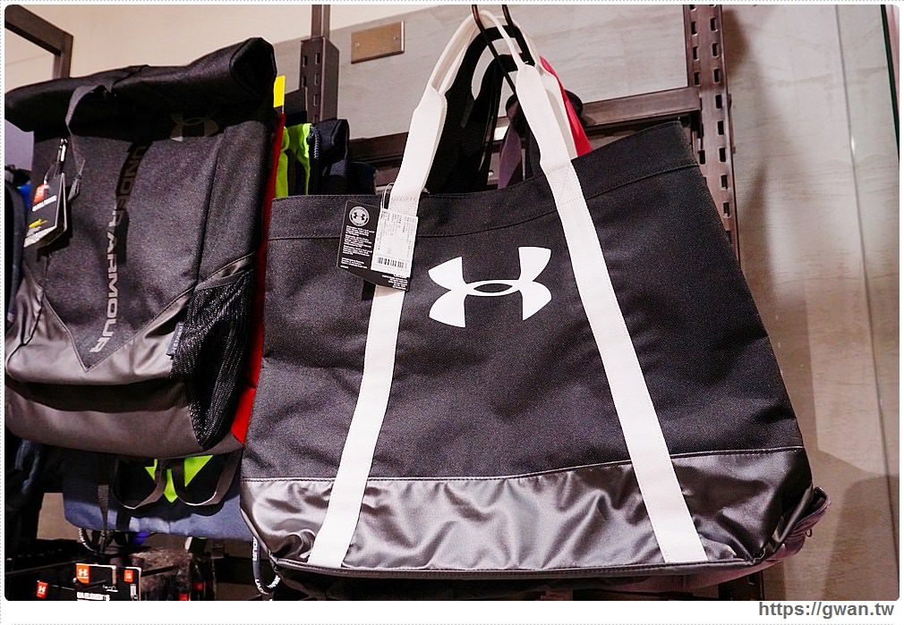 [台北運動用品特賣] UNDER ARMOUR -- 內湖禮客Outlet限時特惠，最低只要499 | 三件再9折、五件再8折