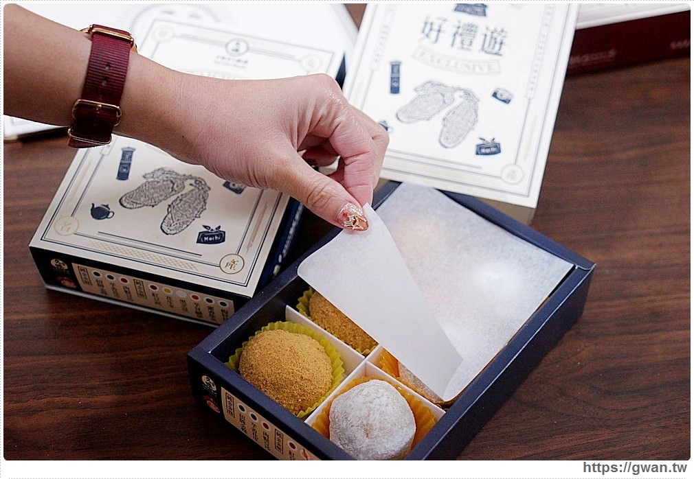 台中限定的金莎巧克力麻糬出現在台中耶誕燈會旁!現場排隊人潮超誇張的久味大姐草屯麻糬 台中限定的金莎巧克力麻糬出現在台中耶誕燈會旁!現場排隊人潮超誇張的久味大姐草屯麻糬