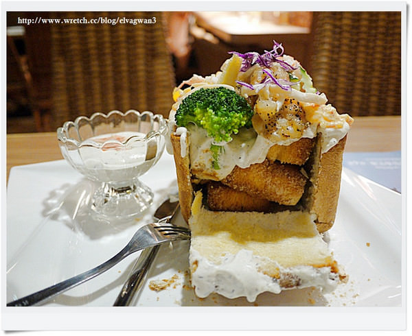 有幸福cafe：[捷運士林站] 有幸福cafe -- 吃了會幸福的鹹口味蜜糖吐司