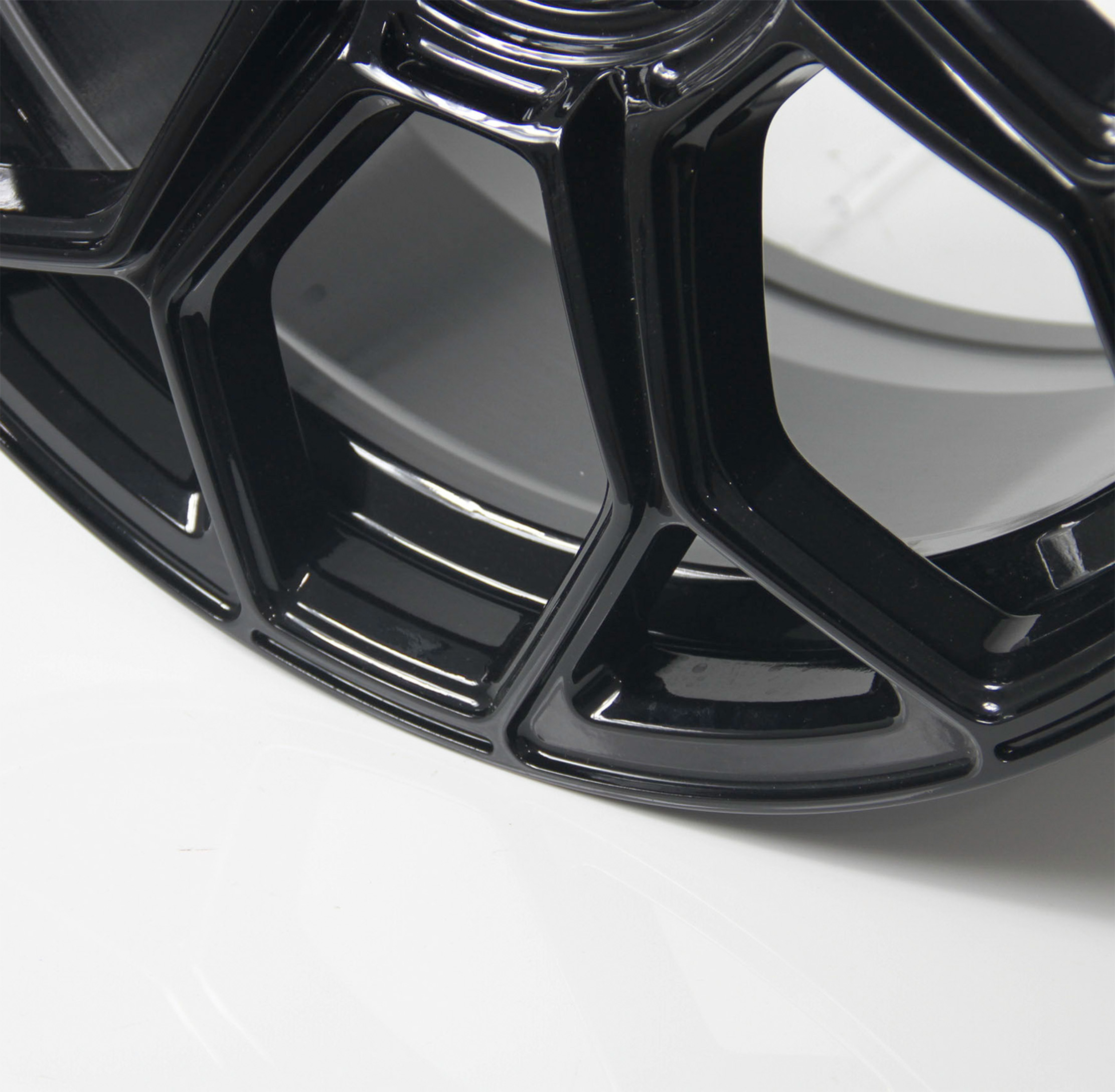 RF2 22×10.5 Gloss Black Brushed Faced Rim – GWG Wheels