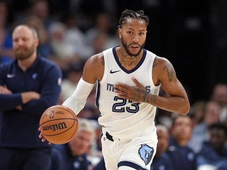 The Rise and Fall of Derrick Rose: A Career Retrospective