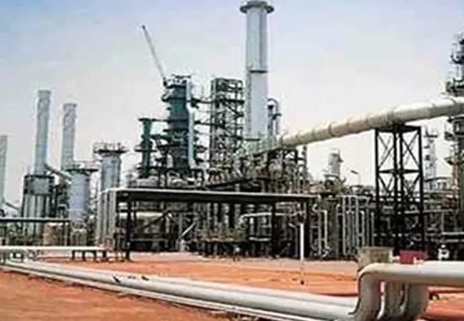 Nigeria ghost refineries Port Harcourt Warri Kaduna