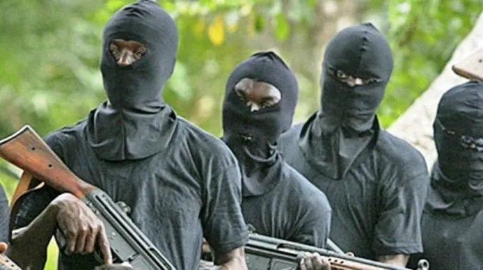 Gunmen shoot butcher dead in Lagos barracks market