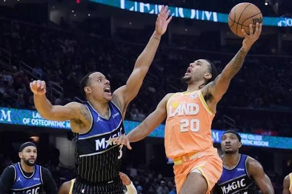 Donovan Mitchell Scores 45 as Cavaliers Roll Past Magic 114-98 for Fourth Straight Win