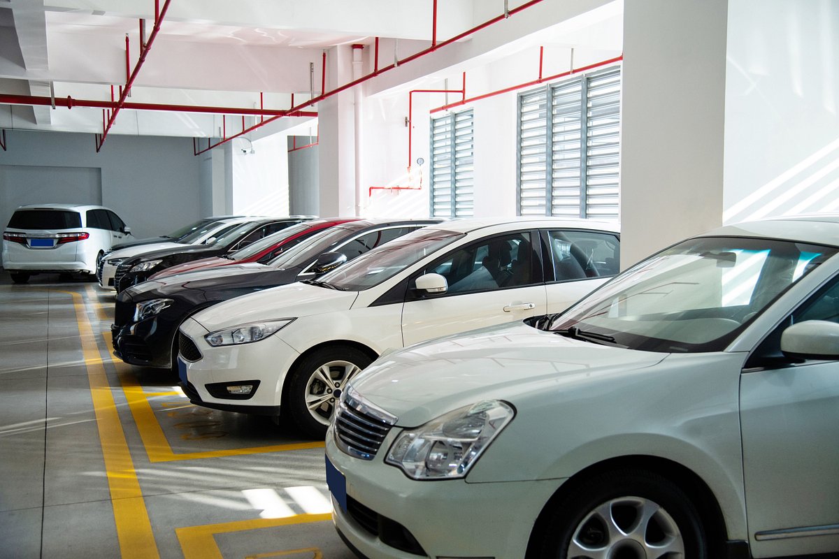 Abuja Hotel Car Theft: Man in Shock After Lady Flees With His Car and Valuables