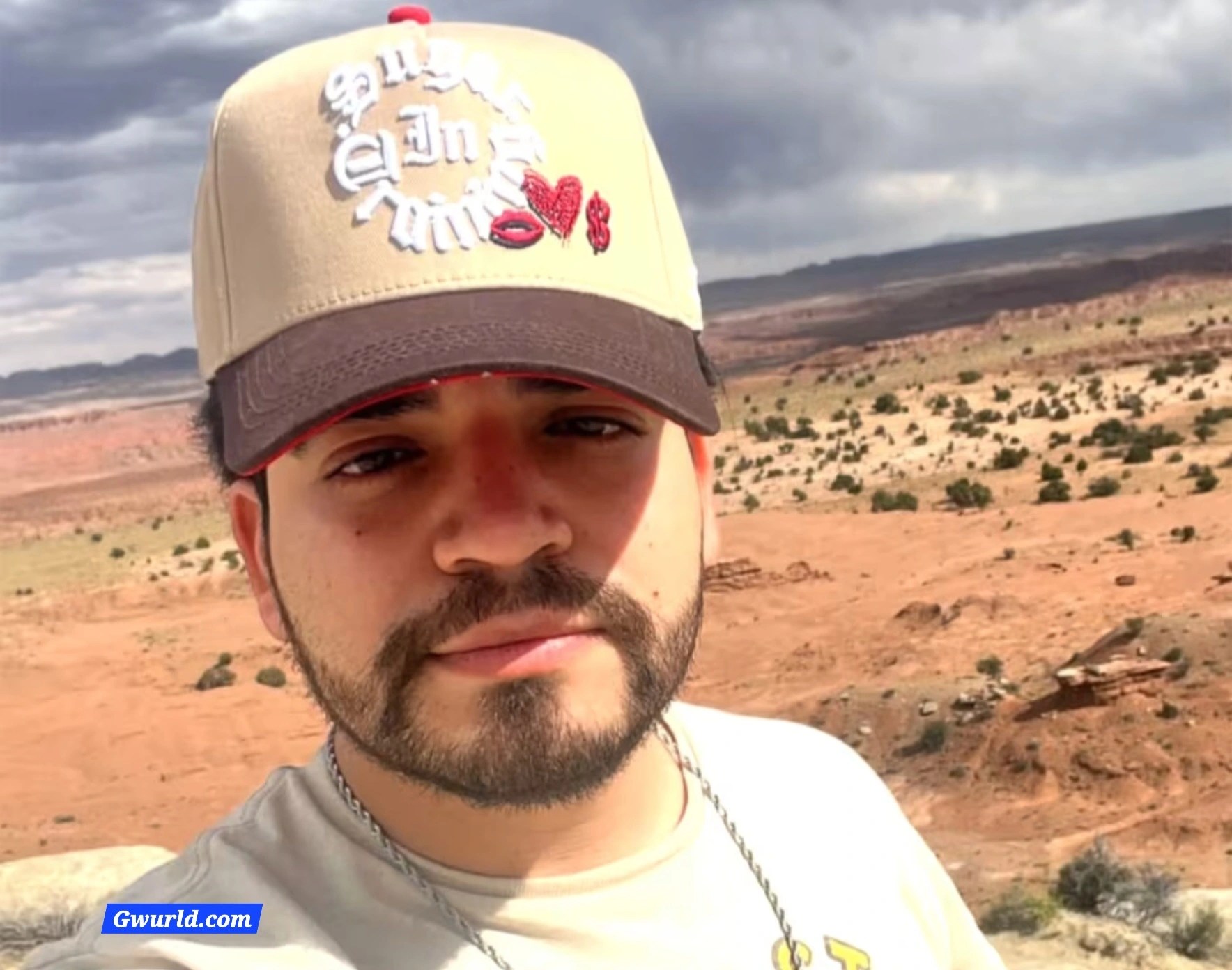 Mexican TikTok Influencer Shot Dead During Livestream in Culiacán