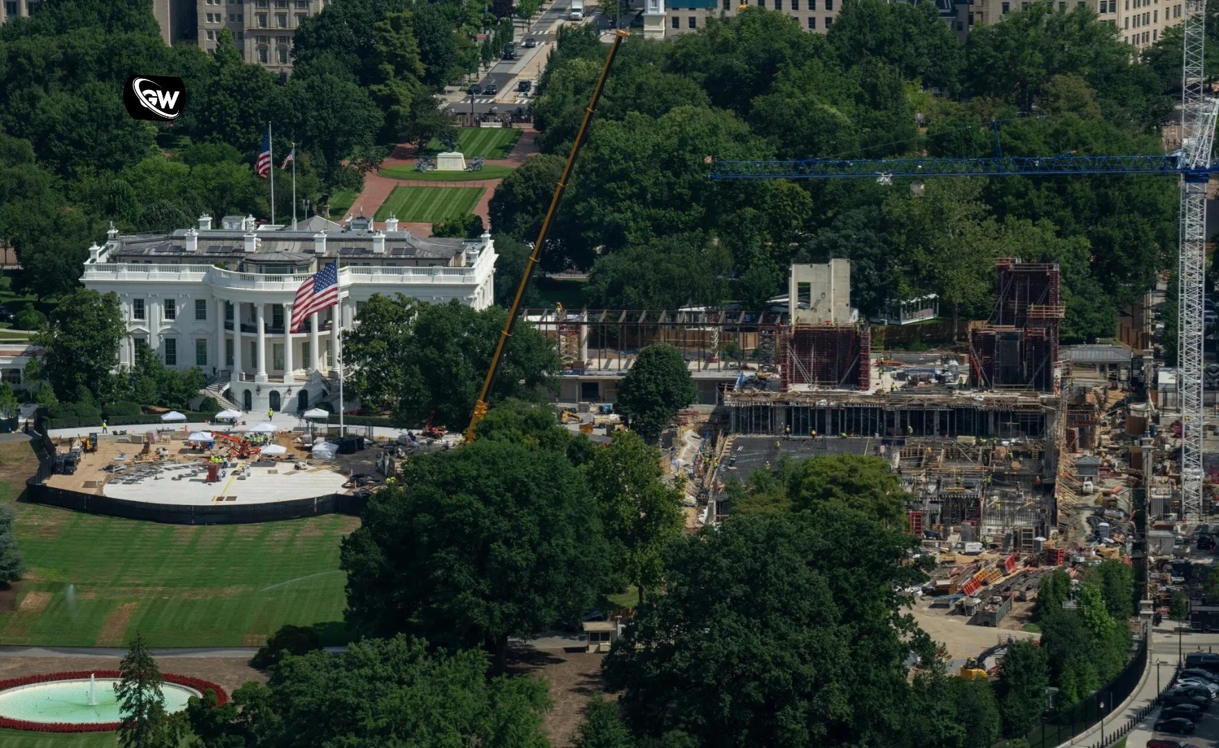 Trump Administration Asks Supreme Court to Greenlight White House Ballroom Construction
